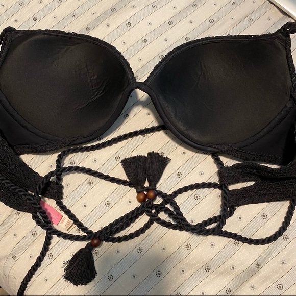 Victoria’s Secret bikini (M) and top (36C) padded push-up crochet black … - Picture 12 of 16